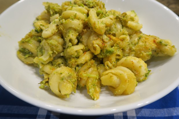 Lower Guilt Baked Broccoli Pasta &&nbsp;Cheese